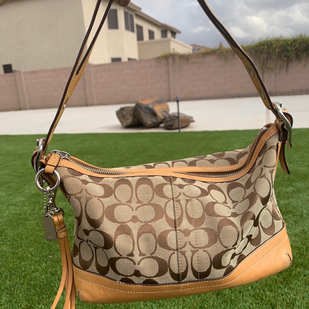 AUTHENTIC Coach hobo bag
